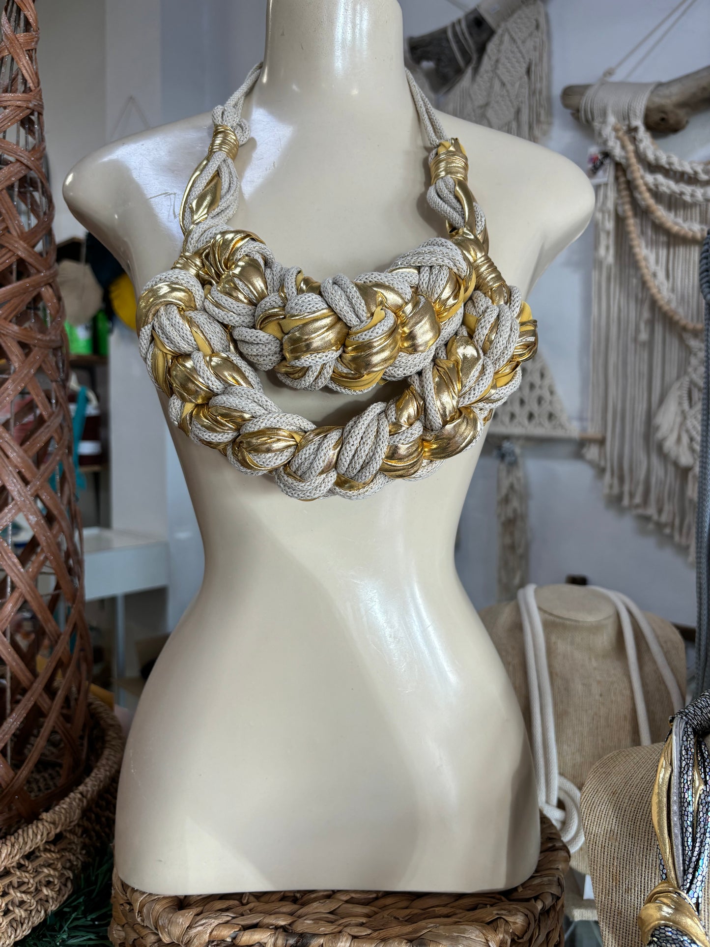 Chunky necklace