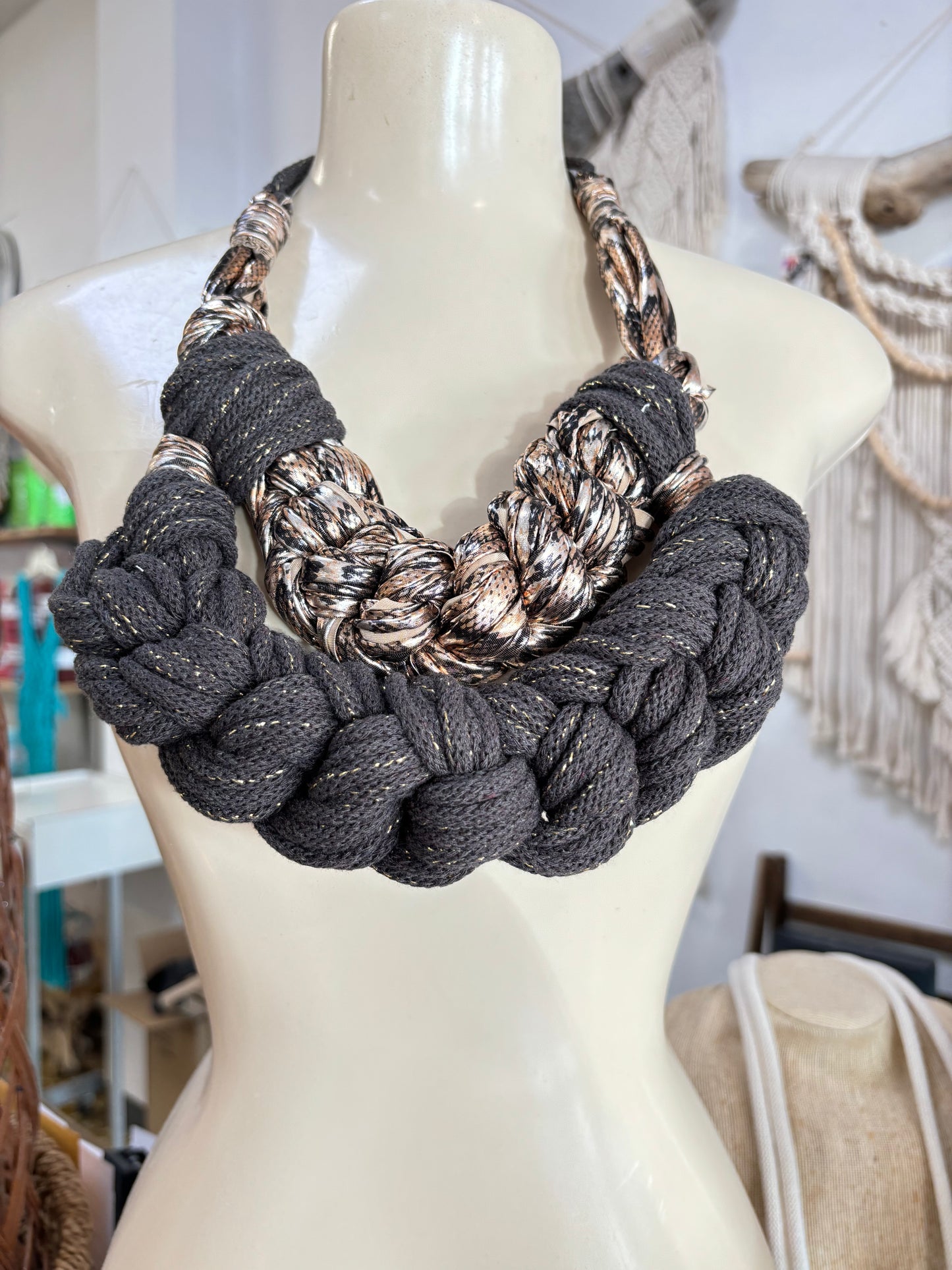Chunky necklace