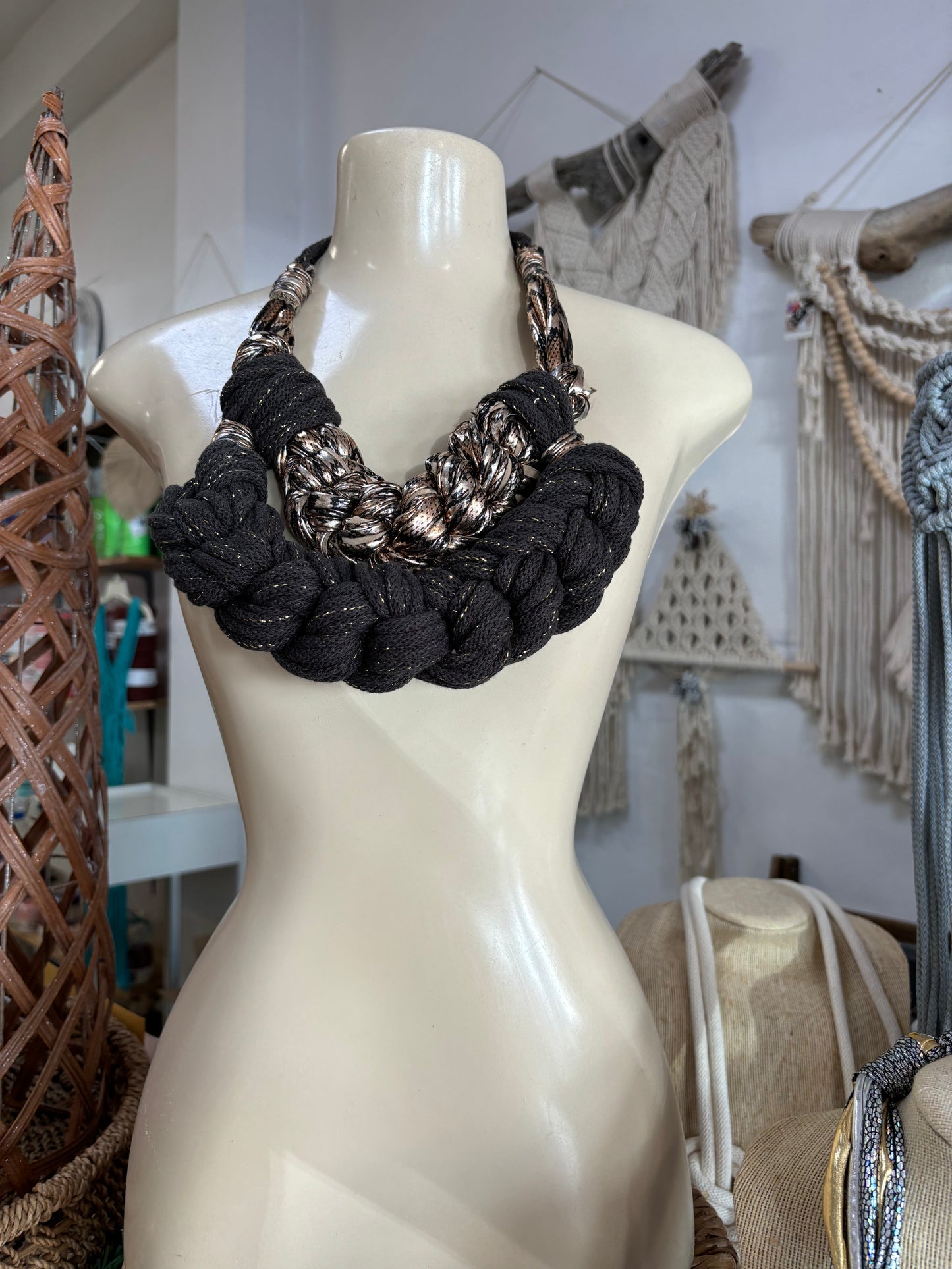 Chunky necklace