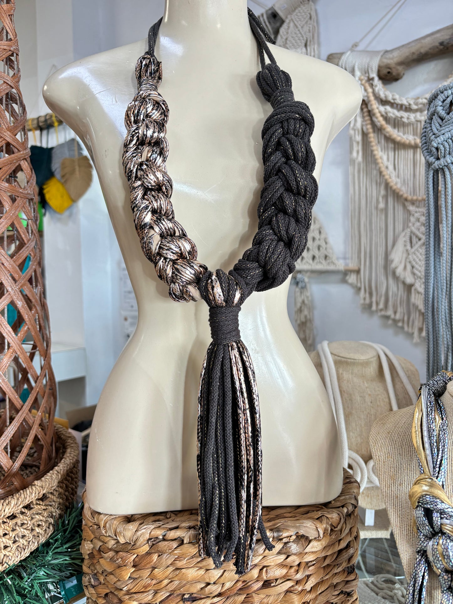 Chunky necklace