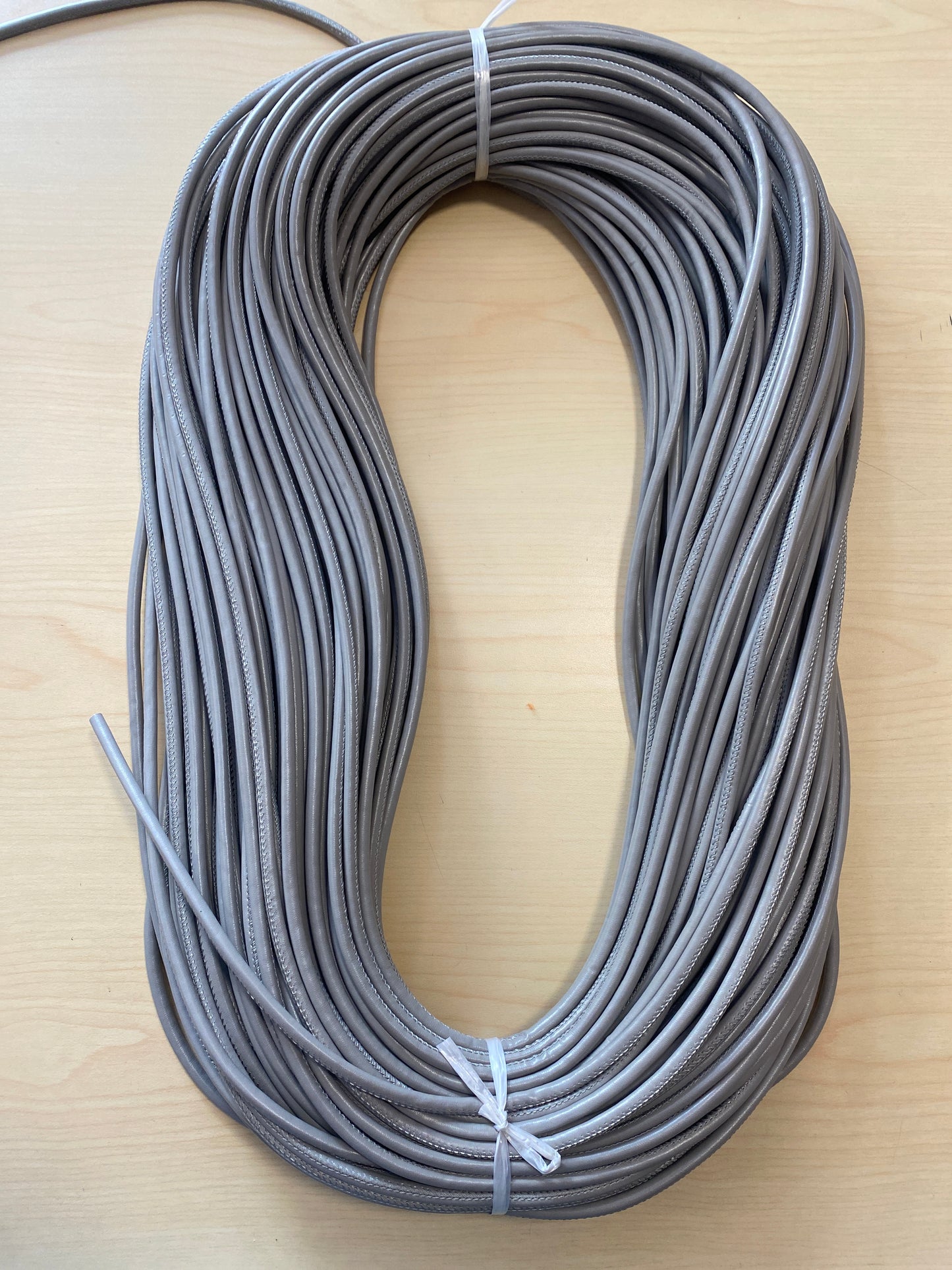 Cordón de cuero vegano
