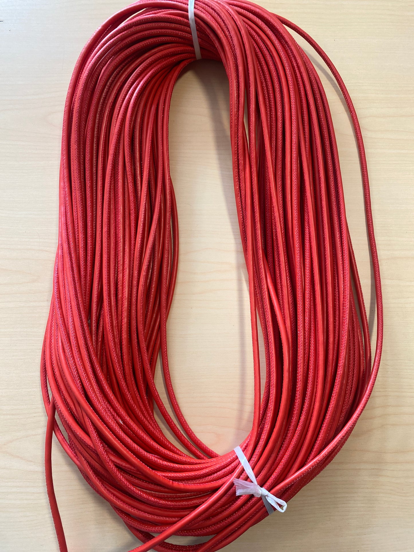 Cordón de cuero vegano