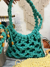 Load image into Gallery viewer, Macrame bag