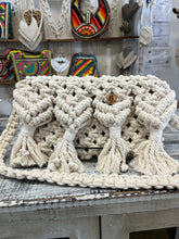 Load image into Gallery viewer, Natural macramé purse